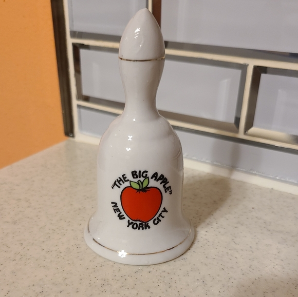 Other - The big apple new York city dinner bell souvenir for sale